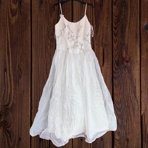 Elegant White Floral Prom Gown